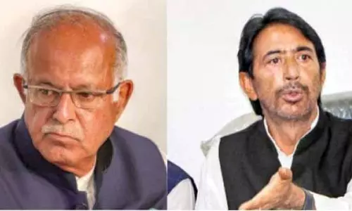SRINAGAR: कर्रा और मीर ने कांग्रेस में नए सदस्यों का स्वागत किया SRINAGAR: कर्रा और मीर ने कांग्रेस में नए सदस्यों का स्वागत किया
