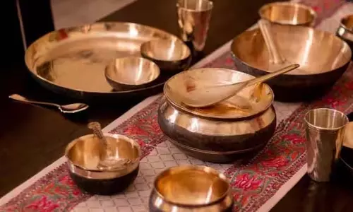 कांसे के बर्तन में खट्टी चीजें खाने से हो सकती है Health पर बुरा असर कांसे के बर्तन में खट्टी चीजें खाने से हो सकती है Health पर बुरा असर
