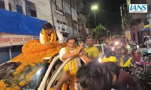 मुजफ्फरपुर में जन सुराज पार्टी का शक्ति प्रदर्शन, प्रशांत किशोर ने रोड शो कर दिखाई ताकत मुजफ्फरपुर में जन सुराज पार्टी का शक्ति प्रदर्शन, प्रशांत किशोर ने रोड शो कर दिखाई ताकत