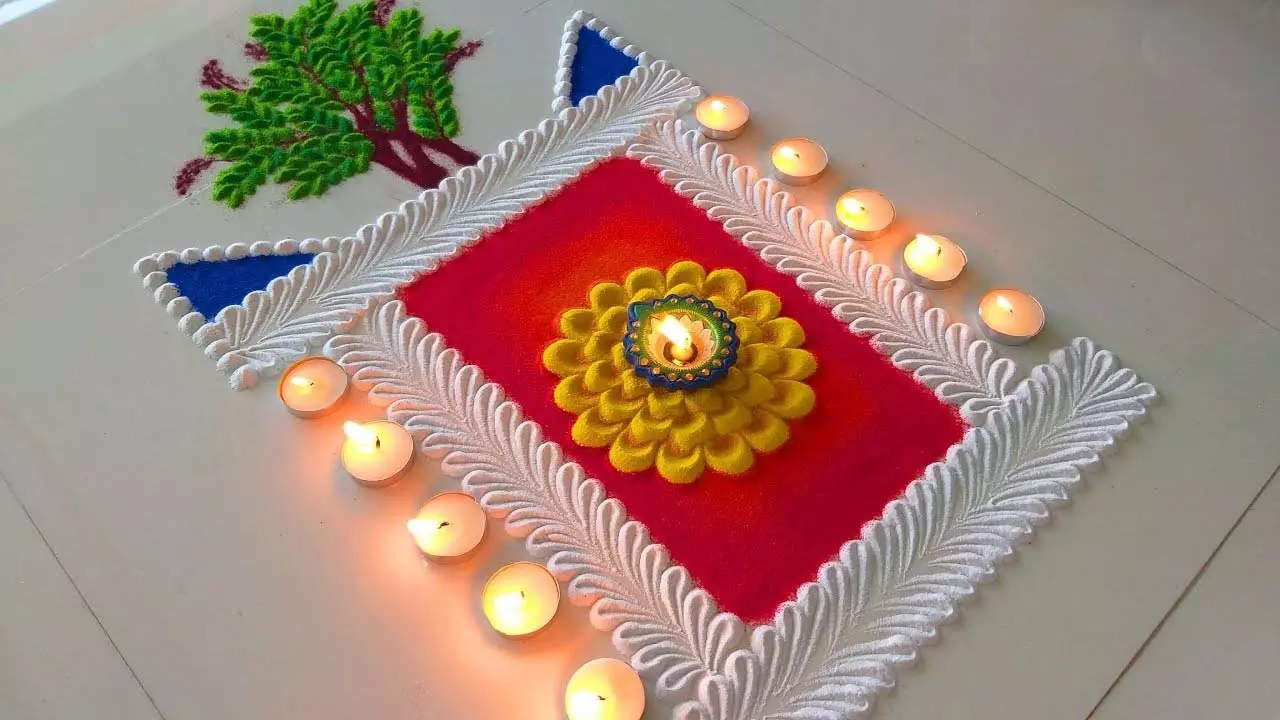Tulsi Vivah Rangoli Design 2025: तुलसी विवाह पर बनाएं ये शानदार रंगोली डिजाइन Tulsi Vivah Rangoli Design 2025: तुलसी विवाह पर बनाएं ये शानदार रंगोली डिजाइन
