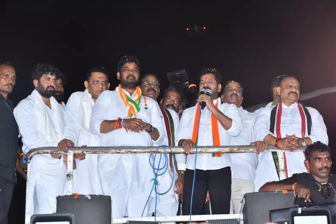 BRS और भाजपा के बीच ‘फेविकोल का बंधन’: तेलंगाना के सीएम रेड्डी BRS और भाजपा के बीच ‘फेविकोल का बंधन’: तेलंगाना के सीएम रेड्डी