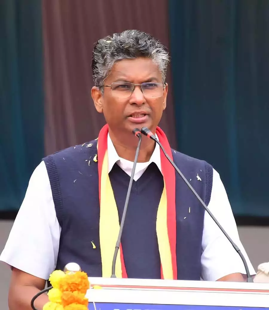 राष्ट्र निर्माण में बेलगाम का योगदान अविस्मरणीय है: Minister राष्ट्र निर्माण में बेलगाम का योगदान अविस्मरणीय है: Minister