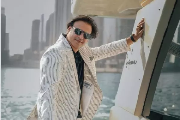 Vivek Oberoi निभाएंगे औरंगजेब का किरदार, ऋषभ शेट्टी की नई फिल्म में नजर आएंगे Vivek Oberoi निभाएंगे औरंगजेब का किरदार, ऋषभ शेट्टी की नई फिल्म में नजर आएंगे