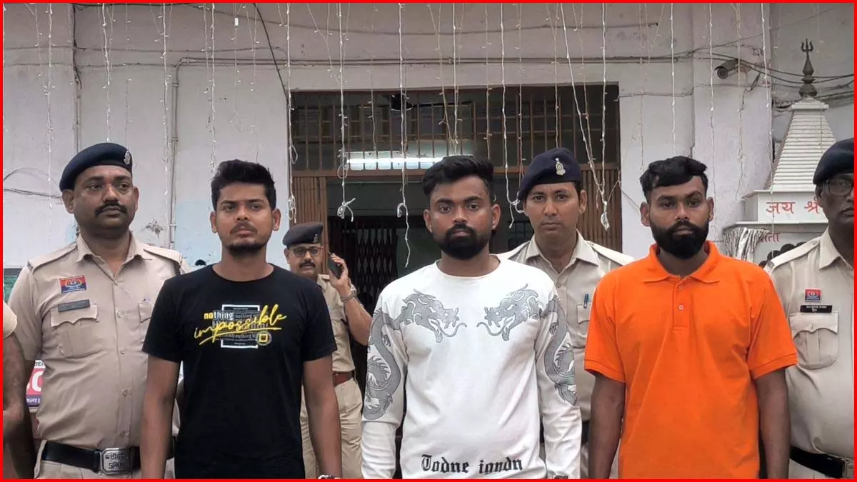 तड़पकर दम तोड़ा आशिक ने! गर्लफ्रेंड के घर पहुंचा था युवक, भाई आया तड़पकर दम तोड़ा आशिक ने! गर्लफ्रेंड के घर पहुंचा था युवक, भाई आया
