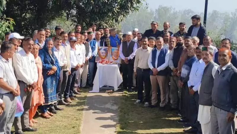 इंदिरा ने भारत को आत्मनिर्भर बनाने के लिए साहसिक निर्णय लिया: Dharmani इंदिरा ने भारत को आत्मनिर्भर बनाने के लिए साहसिक निर्णय लिया: Dharmani