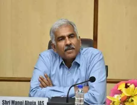 ओडिशा मुख्य सचिव ने हथकरघा व हस्तशिल्प कारीगरों के सतत विकास का आह्वान किया ओडिशा मुख्य सचिव ने हथकरघा व हस्तशिल्प कारीगरों के सतत विकास का आह्वान किया