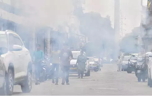 Chandigarh: बढ़ती ठंड के बीच हरियाणा की हवा हुई खतरनाक Chandigarh: बढ़ती ठंड के बीच हरियाणा की हवा हुई खतरनाक