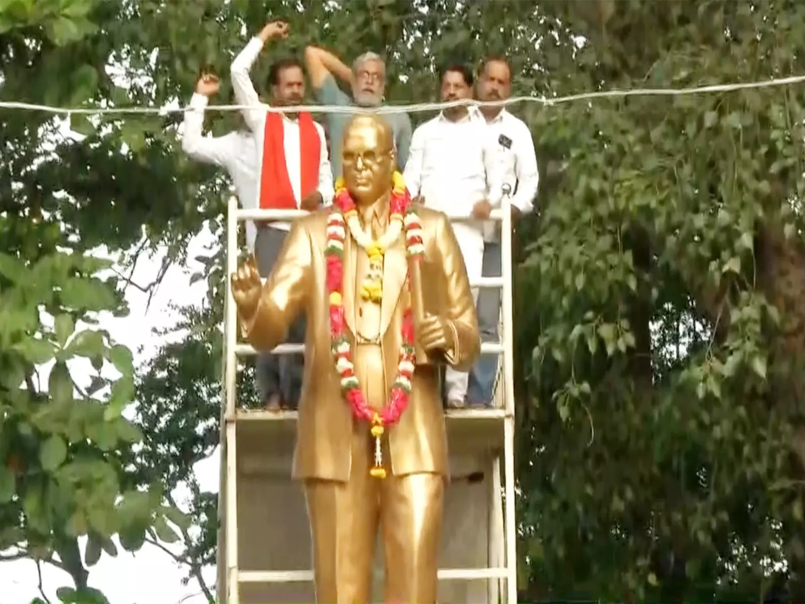 कल्याण कर्नाटक के लिए अलग राज्य की मांग पर कार्यकर्ता हिरासत में कल्याण कर्नाटक के लिए अलग राज्य की मांग पर कार्यकर्ता हिरासत में