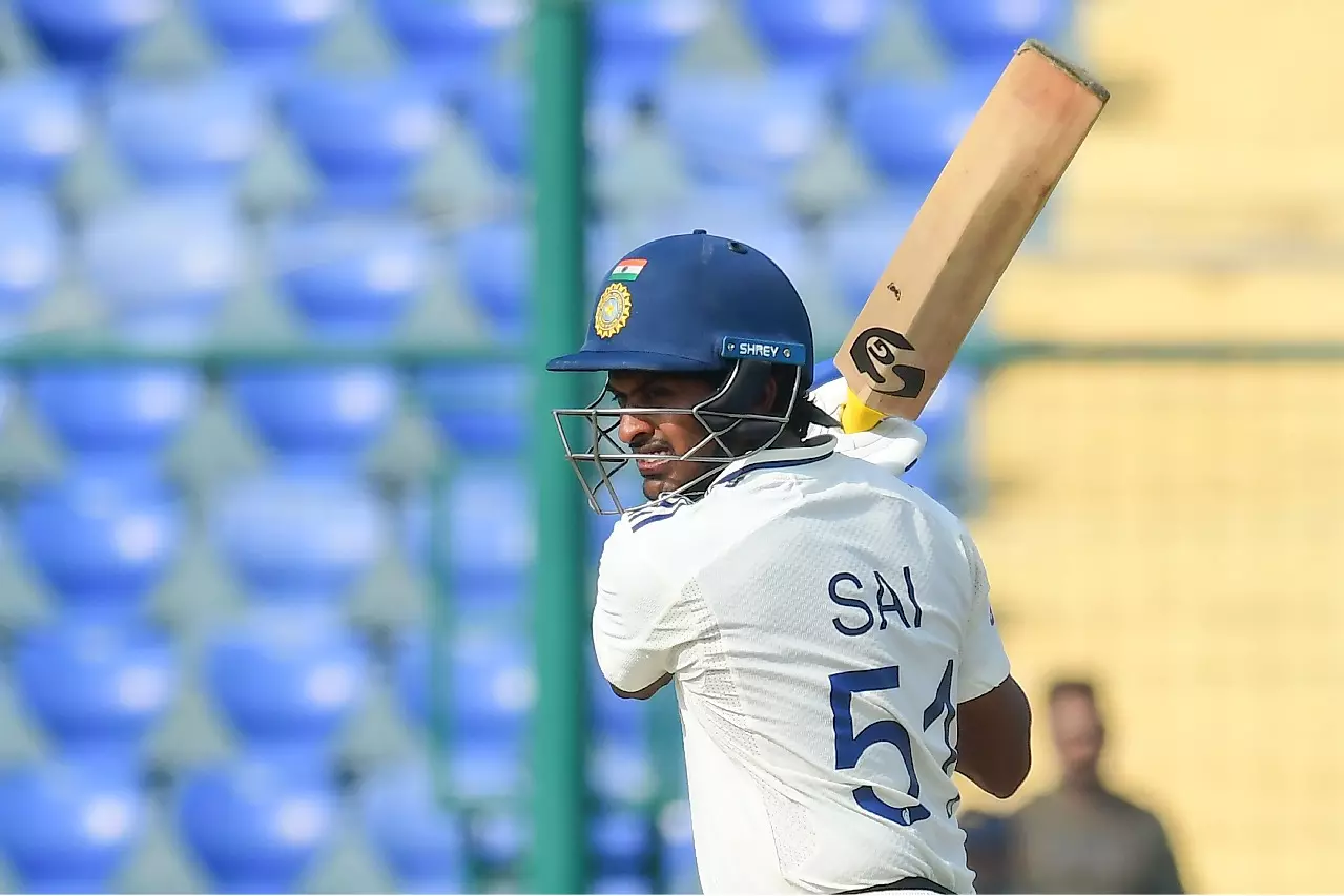 दक्षिण अफ्रीका ए के गेंदबाजों ने शुरुआती बढ़त बनाई, चाय तक भारत ए का स्कोर 25/2 दक्षिण अफ्रीका ए के गेंदबाजों ने शुरुआती बढ़त बनाई, चाय तक भारत ए का स्कोर 25/2