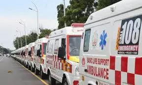 Bhopal: 108 एम्बुलेंस सेवा में फर्जी कॉल्स का कहर, बर्बाद हुए हजारों घंटे Bhopal: 108 एम्बुलेंस सेवा में फर्जी कॉल्स का कहर, बर्बाद हुए हजारों घंटे