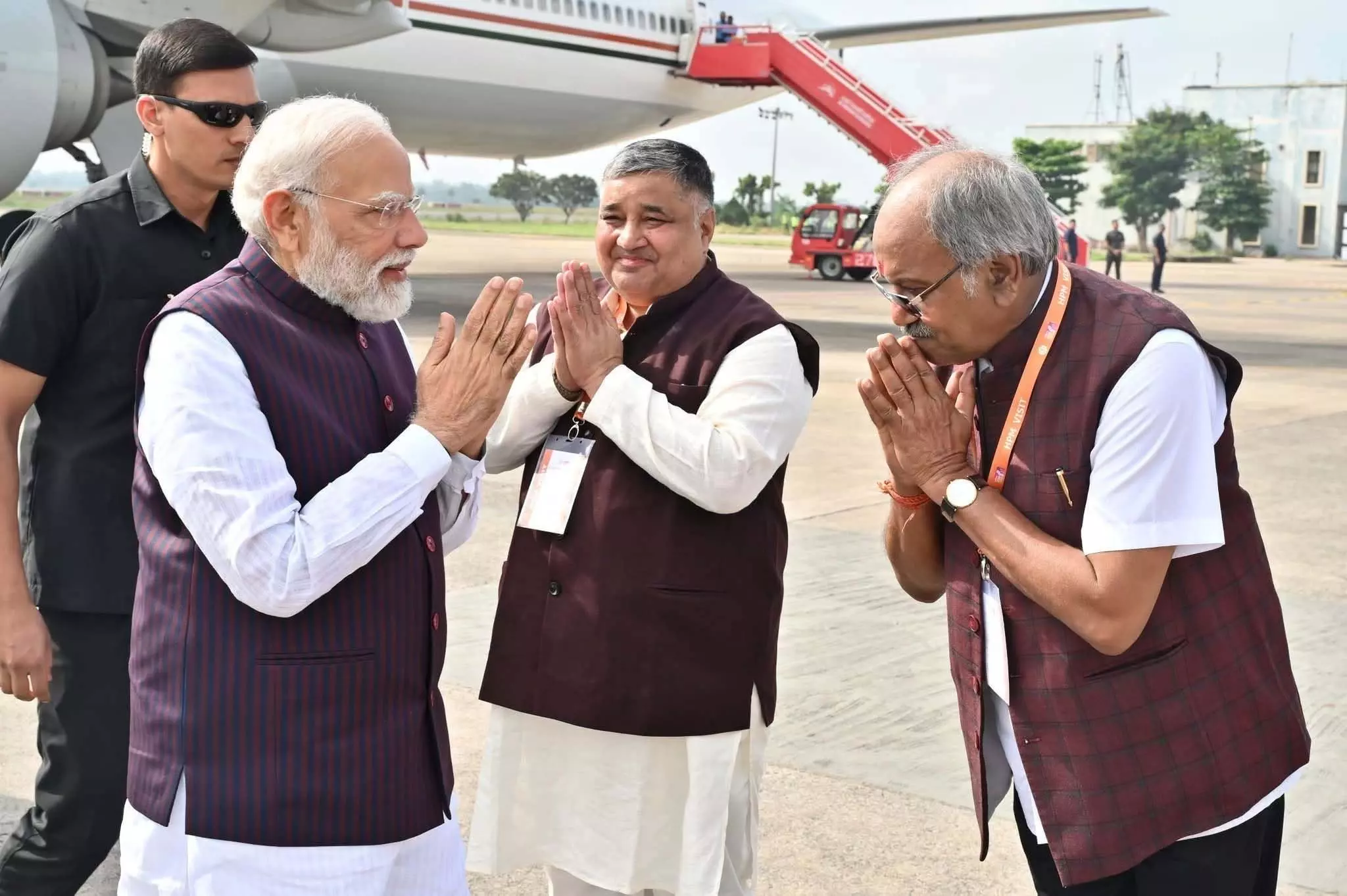 BIG BREAKING: प्रधानमंत्री नरेंद्र मोदी रायपुर से दिल्ली रवाना हुए BIG BREAKING: प्रधानमंत्री नरेंद्र मोदी रायपुर से दिल्ली रवाना हुए