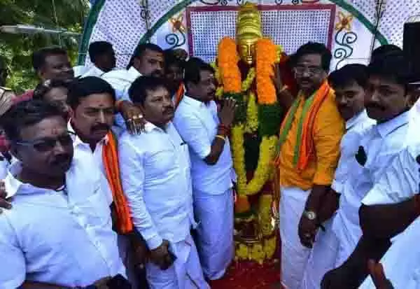 तमिलनाडु भाजपा प्रमुख का दावा, डीएमके की उल्टी गिनती शुरू तमिलनाडु भाजपा प्रमुख का दावा, डीएमके की उल्टी गिनती शुरू