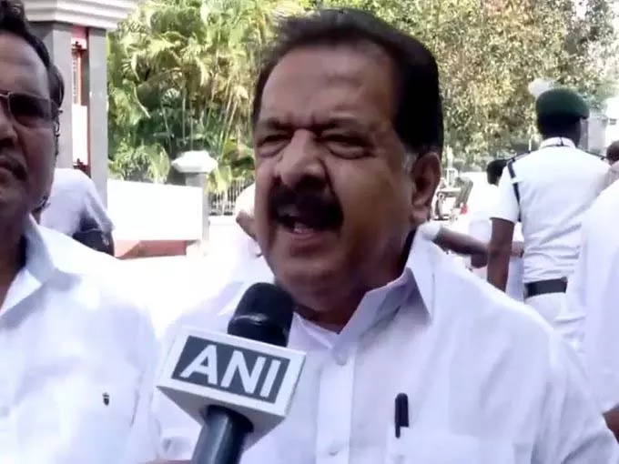 केरल को ‘अत्यधिक गरीबी मुक्त’ घोषित करना चुनावी नौटंकी: कांग्रेस नेता रमेश चेन्निथला केरल को ‘अत्यधिक गरीबी मुक्त’ घोषित करना चुनावी नौटंकी: कांग्रेस नेता रमेश चेन्निथला