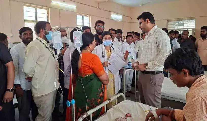 BC hostel में छात्रों की बीमारी.. कल्याण अधिकारी निलंबित BC hostel में छात्रों की बीमारी.. कल्याण अधिकारी निलंबित