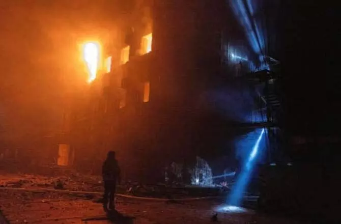 Ukraine का दावा: मॉस्को के पास अहम फ्यूल पाइपलाइन पर हमला Ukraine का दावा: मॉस्को के पास अहम फ्यूल पाइपलाइन पर हमला