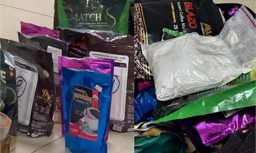 Mumbai: एयरपोर्ट पर DRI का सीक्रेट ऑपरेशन, कॉफी के पैकेट में मिला करोड़ों का सामान