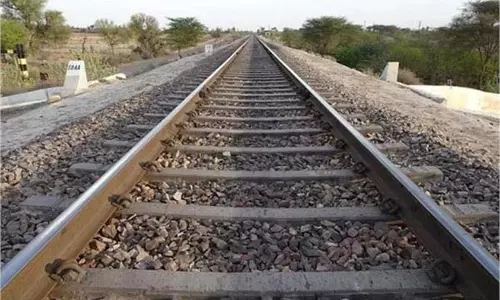 Punjab : ट्रेन की चपेट में आने से अज्ञात व्यक्ति की मौत