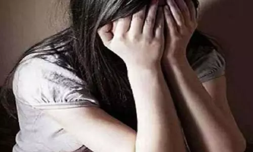 डॉक्टर की इस मांग ने मचाई सनसनी, अस्पताल में हड़कंप डॉक्टर की इस मांग ने मचाई सनसनी, अस्पताल में हड़कंप