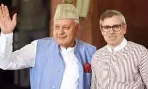 डॉ. फारूक और सीएम उमर ने अबरार की दादी के निधन पर शोक व्यक्त किया डॉ. फारूक और सीएम उमर ने अबरार की दादी के निधन पर शोक व्यक्त किया