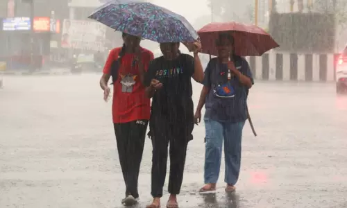Jaipur: राजस्थान में फिर बदलेगा मौसम का रुख, कई इलाकों में होगी बरसात Jaipur: राजस्थान में फिर बदलेगा मौसम का रुख, कई इलाकों में होगी बरसात