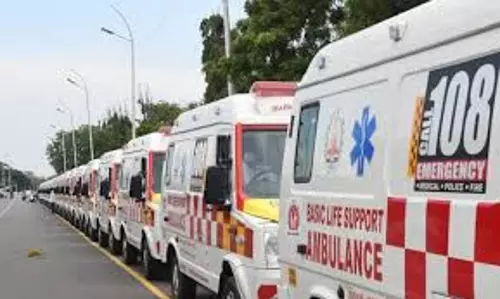 Bhopal: 108 एम्बुलेंस सेवा में फर्जी कॉल्स का कहर, बर्बाद हुए हजारों घंटे Bhopal: 108 एम्बुलेंस सेवा में फर्जी कॉल्स का कहर, बर्बाद हुए हजारों घंटे