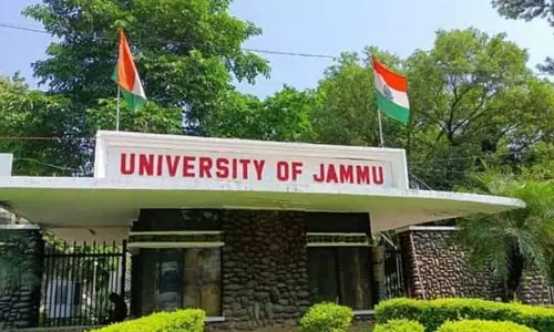 JU ने शहर के स्मारकों को साहित्यिक श्रद्धांजलि अर्पित की JU ने शहर के स्मारकों को साहित्यिक श्रद्धांजलि अर्पित की