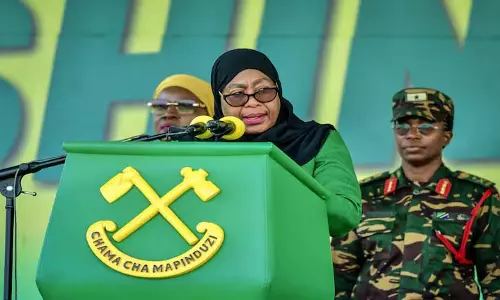 Samia Suluhu Hassan ने विरोध प्रदर्शनों के बीच 98% वोटों के साथ पुनः चुनाव जीता