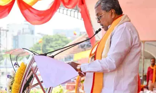 Karnataka CM ने कहा: मातृभाषा में शिक्षा के लिए कानून आवश्यक