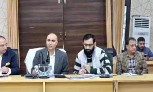 डीसी किश्तवाड़ ने जेके समाधान 2.0, CPGRAMS के तहत जन शिकायतों, तंत्र की समीक्षा की डीसी किश्तवाड़ ने जेके समाधान 2.0, CPGRAMS के तहत जन शिकायतों, तंत्र की समीक्षा की