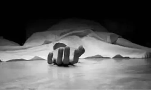 Jaipur: स्कूल की इमारत से गिरकर 12 वर्षीय छात्र की मौत Jaipur: स्कूल की इमारत से गिरकर 12 वर्षीय छात्र की मौत
