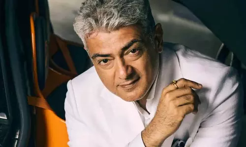 Ajith ने स्टार सेलिब्रेशन छोड़ा, फैंस से हिंसा रोकने की अपील की Ajith ने स्टार सेलिब्रेशन छोड़ा, फैंस से हिंसा रोकने की अपील की