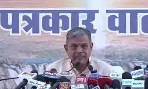 जबलपुर शताब्दी समारोह से पहले RSS ने खड़गे की मांग ठुकराई जबलपुर शताब्दी समारोह से पहले RSS ने खड़गे की मांग ठुकराई