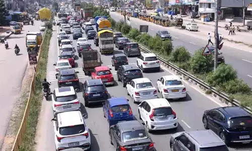 Hyderabad विजयवाड़ा राष्ट्रीय राजमार्ग पर भारी यातायात