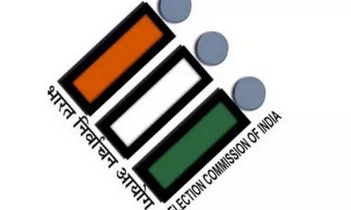 मोकामा कांड पर सख्त EC, अधिकारियों का तबादला और कार्रवाई के आदेश मोकामा कांड पर सख्त EC, अधिकारियों का तबादला और कार्रवाई के आदेश