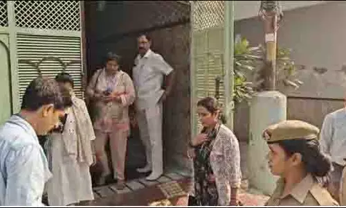 डेटलाइन सहारनपुर: विजिलेंस ने सेवानिवृत्त पुलिसकर्मी के घर पर छापा मारा