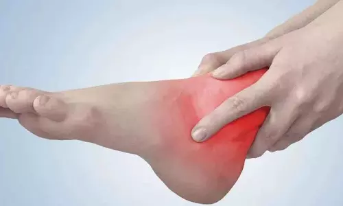 क्या एड़ियों का दर्द आपको गंभीर समस्याएँ दे रहा है? लेकिन इन सुझावों का पालन करें..!