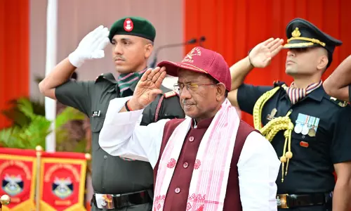 असम के राज्यपाल ने अमर शहीद श्रद्धांजलि में भाग लिया, वीरों को दी श्रद्धांजलि असम के राज्यपाल ने अमर शहीद श्रद्धांजलि में भाग लिया, वीरों को दी श्रद्धांजलि