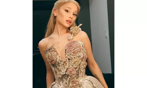 अमेरिकन हॉरर स्टोरी 2026 में Ariana Grande और फ्रैंचाइज़ी के पसंदीदा कलाकारों के साथ करेगी वापसी
