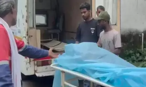 करंट से ट्रांसपोर्ट कर्मी की मौत, 6 माह का बच्चा अनाथ करंट से ट्रांसपोर्ट कर्मी की मौत, 6 माह का बच्चा अनाथ