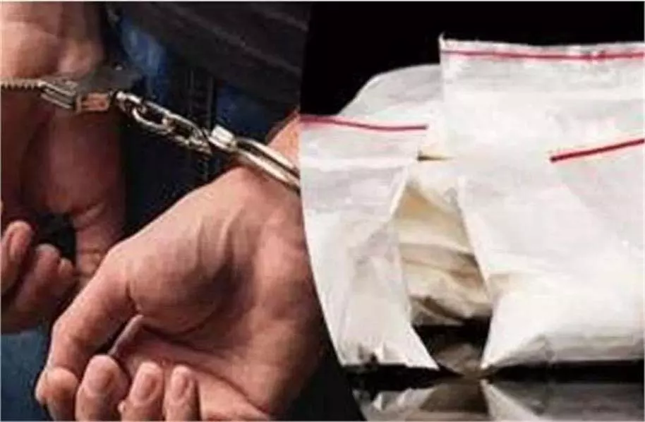 Jammu Kashmir :नशा तस्करों पर पुलिस की सख्त कार्रवाई, 2 के खिलाफ केस दर्ज Jammu Kashmir :नशा तस्करों पर पुलिस की सख्त कार्रवाई, 2 के खिलाफ केस दर्ज