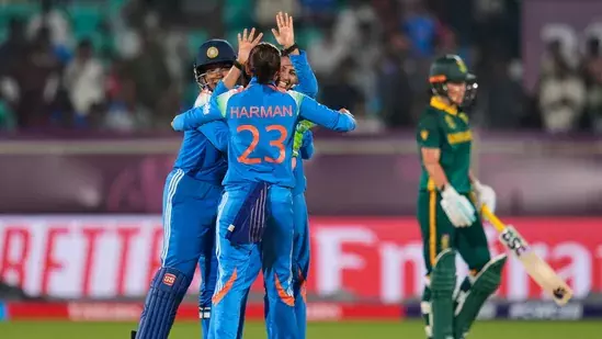 Group stage में हार के बावजूद दक्षिण अफ्रीका के खिलाफ महिला विश्व कप फाइनल में Group stage में हार के बावजूद दक्षिण अफ्रीका के खिलाफ महिला विश्व कप फाइनल में