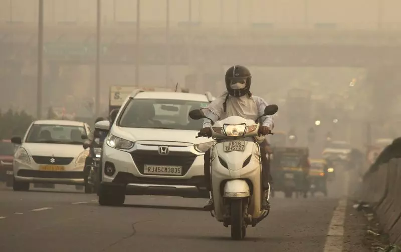 Gurugram की वार्षिक मृगतृष्णा क्यों बना हुआ है और स्थानीय लोग इससे कैसे प्रभावित होते हैं Gurugram की वार्षिक मृगतृष्णा क्यों बना हुआ है और स्थानीय लोग इससे कैसे प्रभावित होते हैं