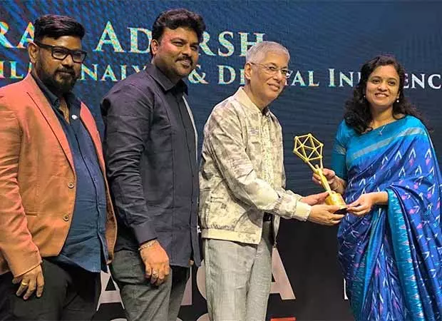 तरण आदर्श को Digital Icon of 2025 पुरस्कार से सम्मानित किया गया तरण आदर्श को Digital Icon of 2025 पुरस्कार से सम्मानित किया गया