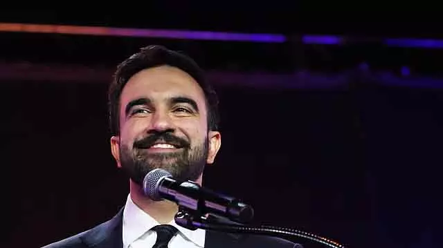 ज़ोहरान ममदानी न्यूयॉर्क मेयर की दौड़ में आगे ज़ोहरान ममदानी न्यूयॉर्क मेयर की दौड़ में आगे
