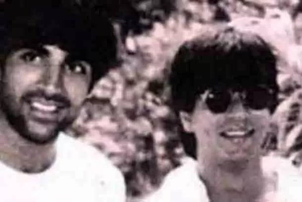Akshay Kumar ने शाहरुख खान को जन्मदिन की मजेदार बधाई दी Akshay Kumar ने शाहरुख खान को जन्मदिन की मजेदार बधाई दी