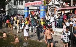 Nahan: एकादशी पर रेणुकाजी तीर्थ में गूंजी श्रद्धा और भक्ति की गूंज Nahan: एकादशी पर रेणुकाजी तीर्थ में गूंजी श्रद्धा और भक्ति की गूंज