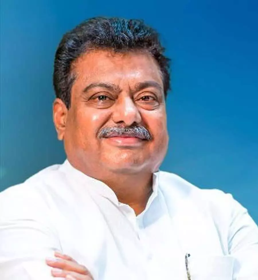 शरणार्थी सम्मेलन का स्वागत है: M.B. Patil शरणार्थी सम्मेलन का स्वागत है: M.B. Patil