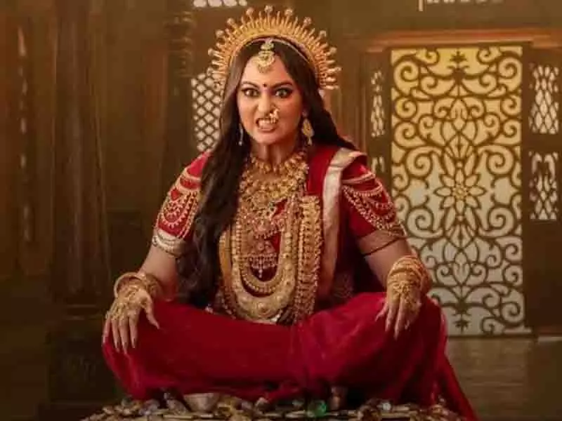 सोनाक्षी सिन्हा ने बताया कि क्या उनके लिए ‘जटाधार’ में आना-जाना आसान था सोनाक्षी सिन्हा ने बताया कि क्या उनके लिए ‘जटाधार’ में आना-जाना आसान था
