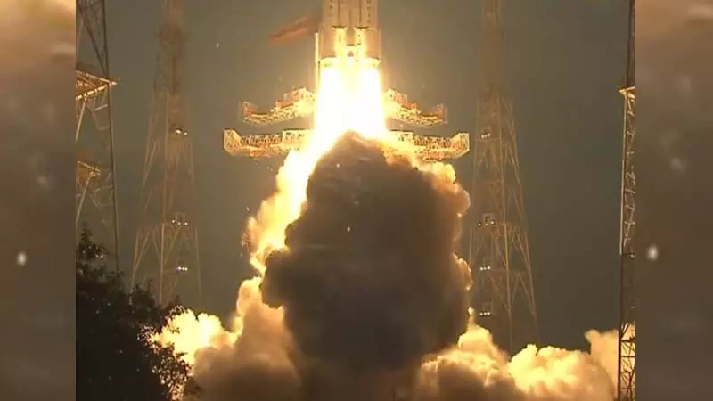 ISRO ने भारतीय नौसेना का सबसे भारी कम्युनिकेशन सैटेलाइट GSAT 7R किया लॉन्च ISRO ने भारतीय नौसेना का सबसे भारी कम्युनिकेशन सैटेलाइट GSAT 7R किया लॉन्च
