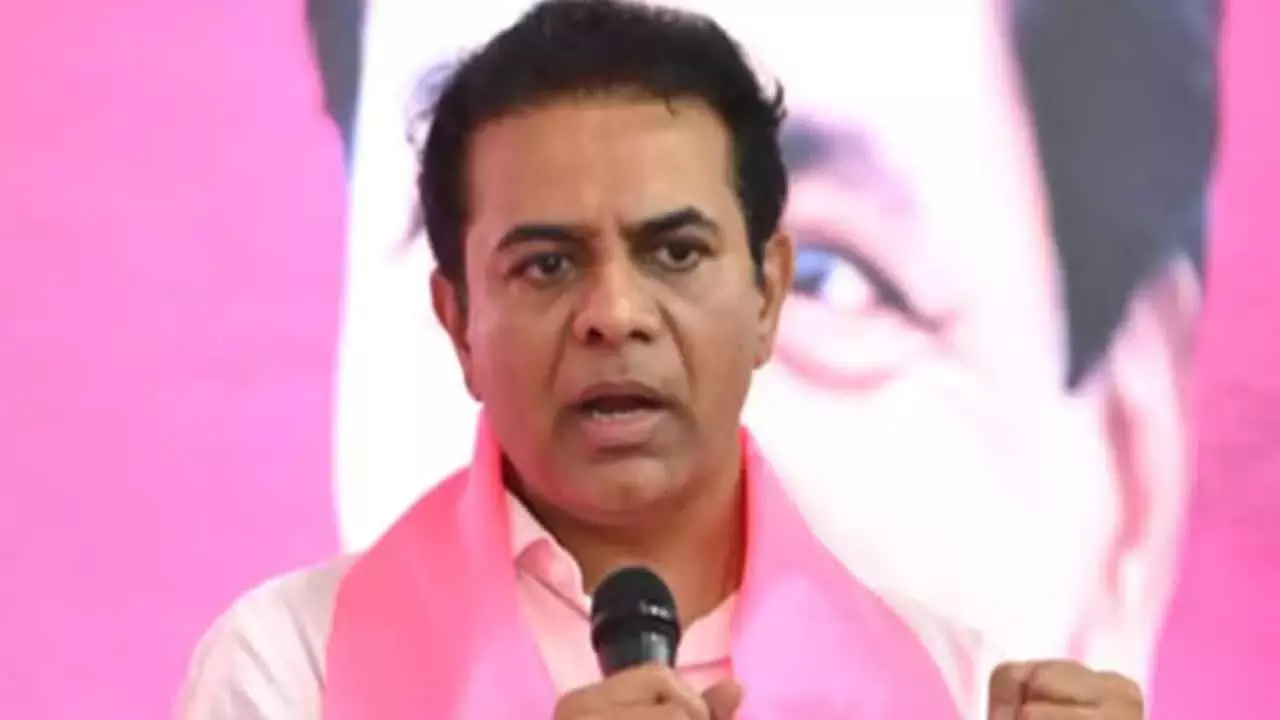 KTR ने तेलंगाना में तोड़फोड़ पर राहुल गांधी की चुप्पी पर सवाल उठाए KTR ने तेलंगाना में तोड़फोड़ पर राहुल गांधी की चुप्पी पर सवाल उठाए